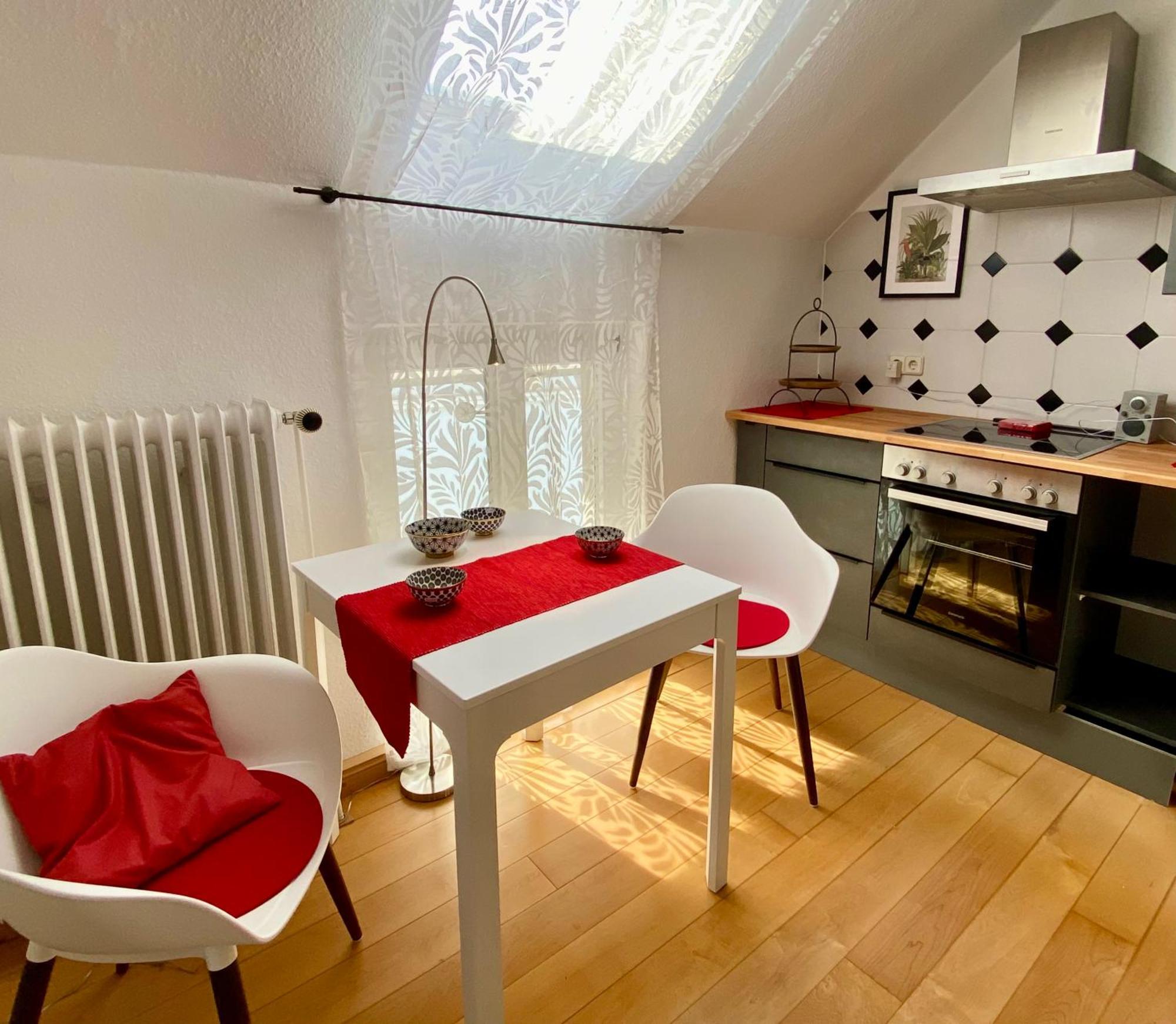 Ruhige Wohnung In Zentral Gelegener Gruenderzeitvilla Oldenburg Buitenkant foto